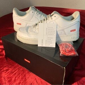 Supreme X Nike Air Force 1 Size 10.5